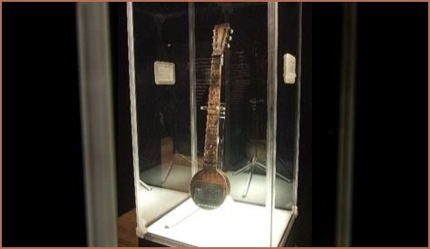 A Famous WWI Flying Ace Was The Inspiration Behind The First Electric Guitar's Name